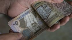 تفسير حلم امي تطلب مني فلوس في المنام