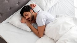 تفسير حلم الكلام مع المطلقة في المنام