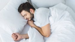 تفسير حلم مداعبة الاخت لاختها في المنام
