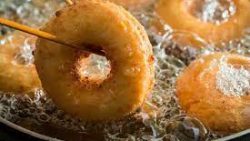 تفسير حلم قلي العجين بالزيت  في المنام