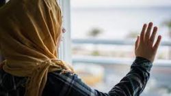 تفسير حلم رؤية امي تخلع الحجاب في المنام