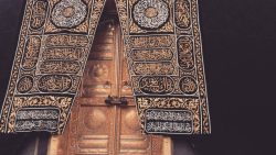 تفسير حلم خدمة الحجاج في المنام